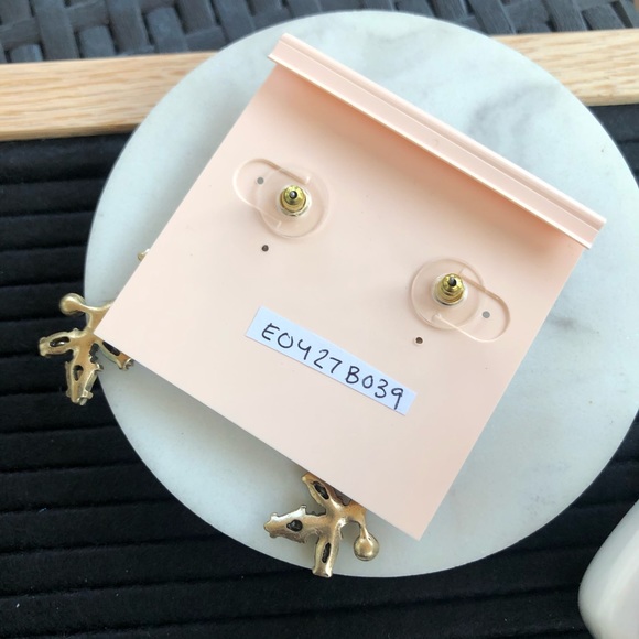 Gorgeous Rhinestone Cascading Earrings - Picture 8 of 17